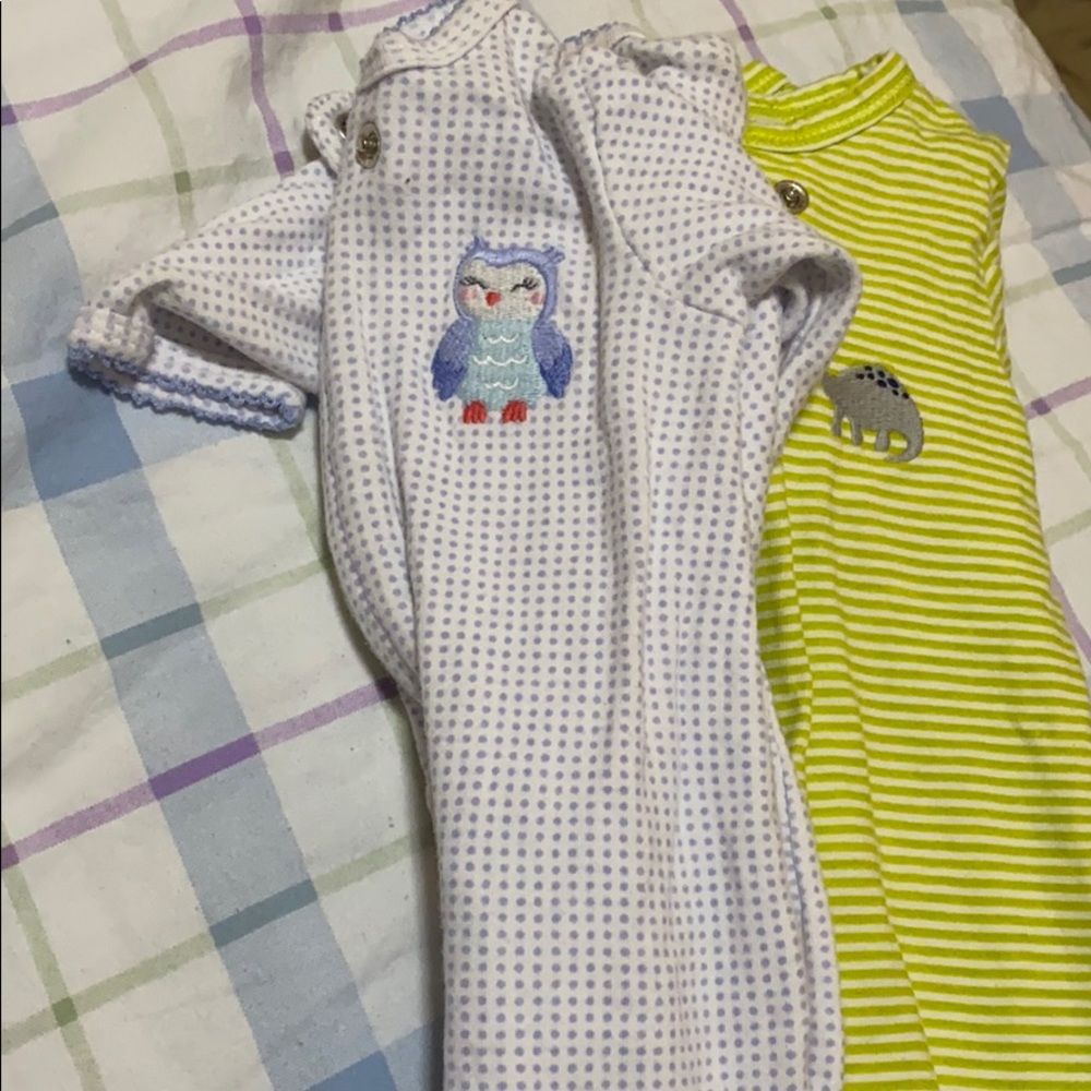 2 Baby sleepers